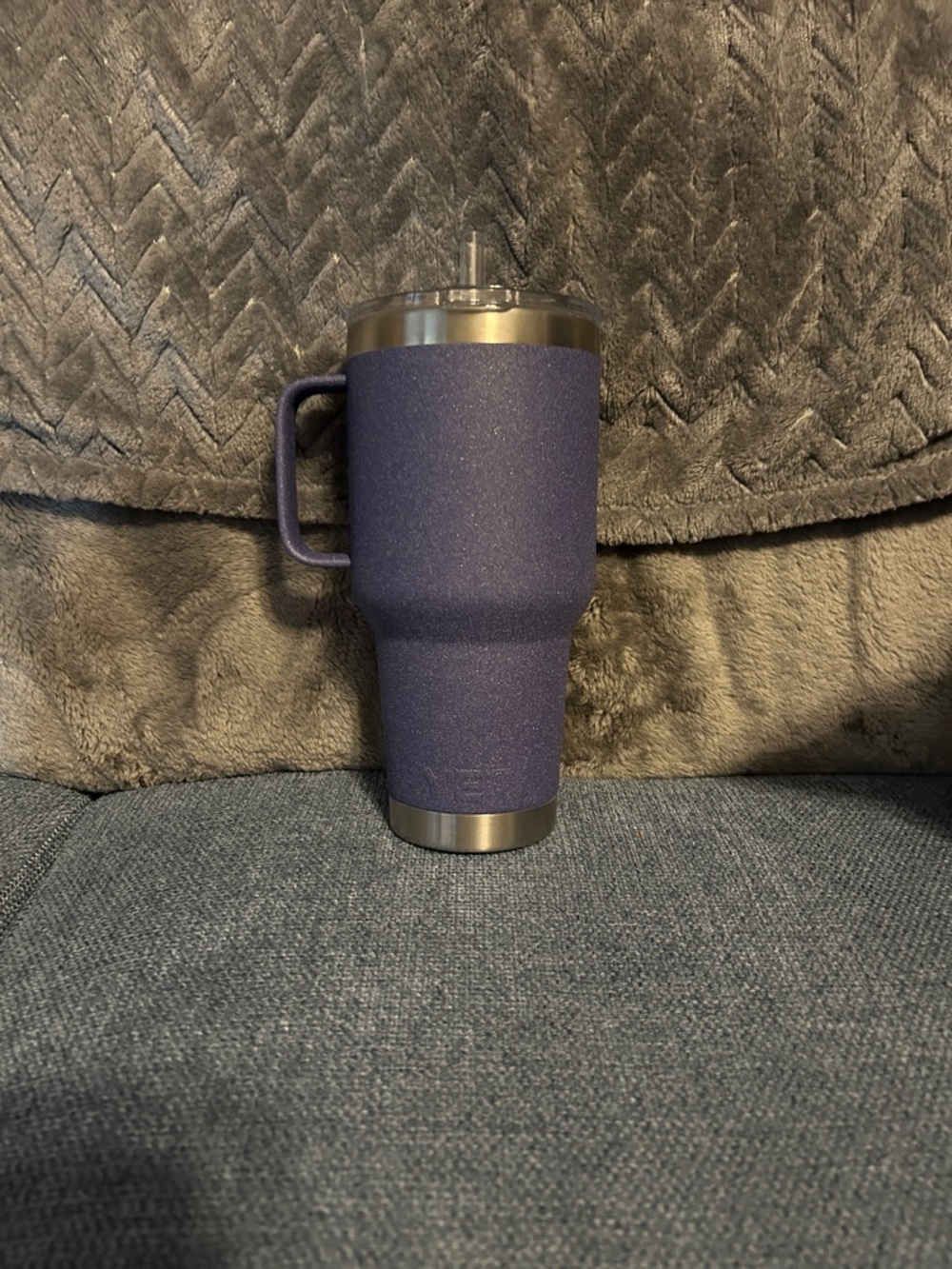 Yeti Rambler 35 oz Straw Mug, Moon Dust - Picture 3 of 7